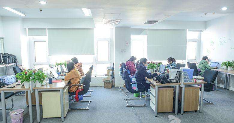 58de052e352fc.jpg timg.jpg